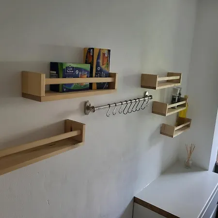 Cosy In Good Location Apartment